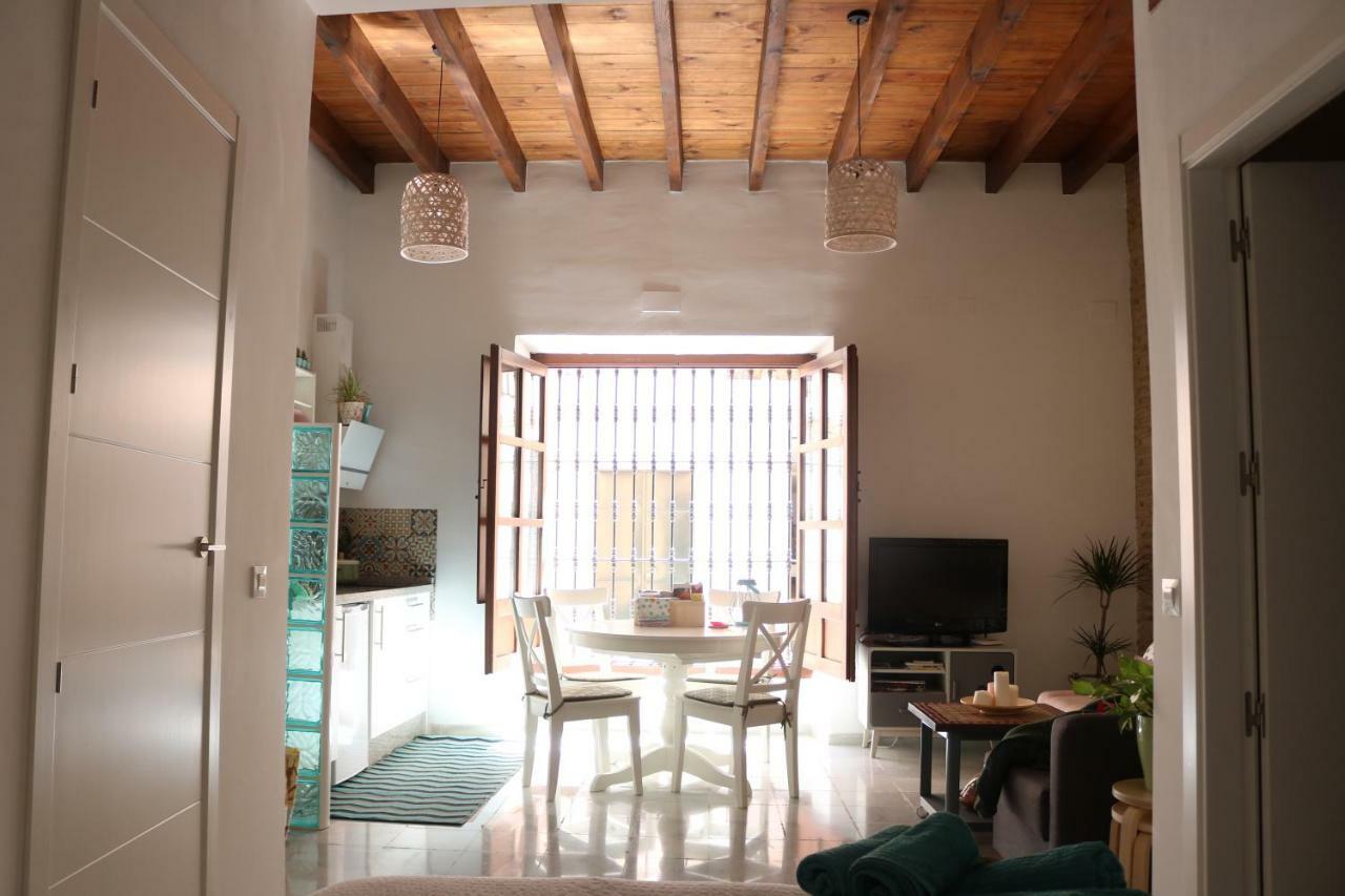 Triana Boho Chic Wifi Apartament